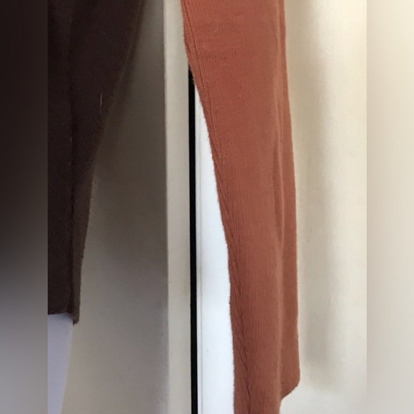 Erik Stewart , size S , women sweater , V neck , long sleeves , crochet 🧶! - Picture 15 of 16